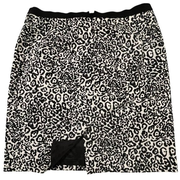 Ann Taylor Chic with a Modern Twist – Leopard Print Skirt (Size 10) - Picture 3 of 6